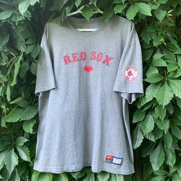Vintage Red Sox Tee - Picture 1 of 8